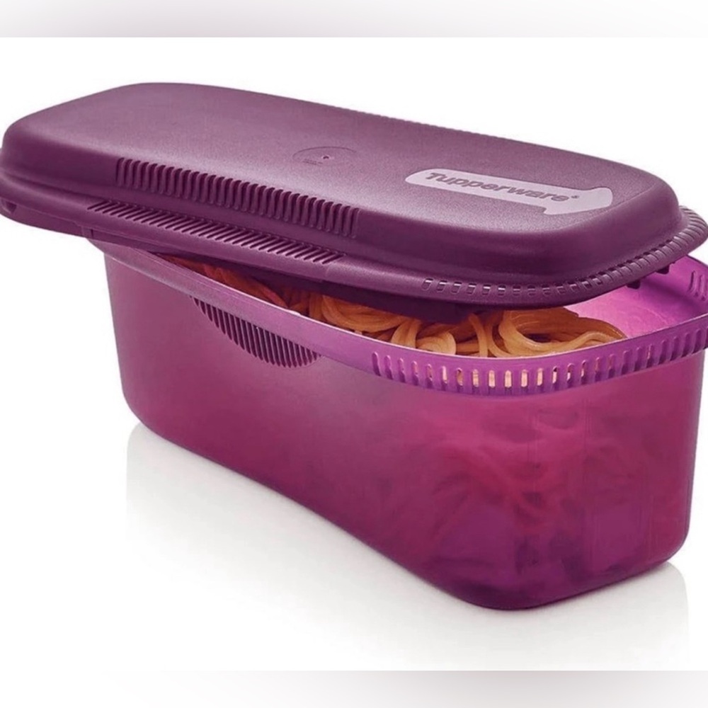 Tupperware Microwave Pasta Maker - Picture 5 of 8